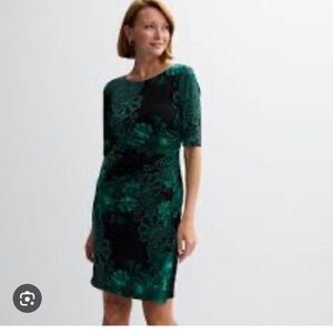 NWOT Women’s Connected Apparel Sz. 10